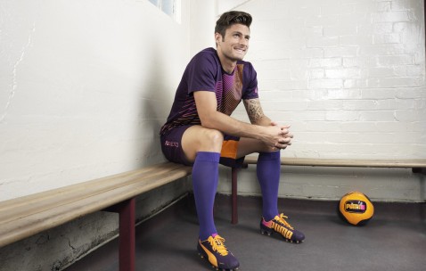 爱游戏下载-梅西赛后谦逊发言登热搜，山东泰山血战利雅得新月引发热议